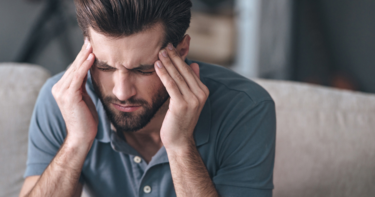 Baş ağrısı səbəbləri və nə zaman həkimə müraciət etmək lazımdır