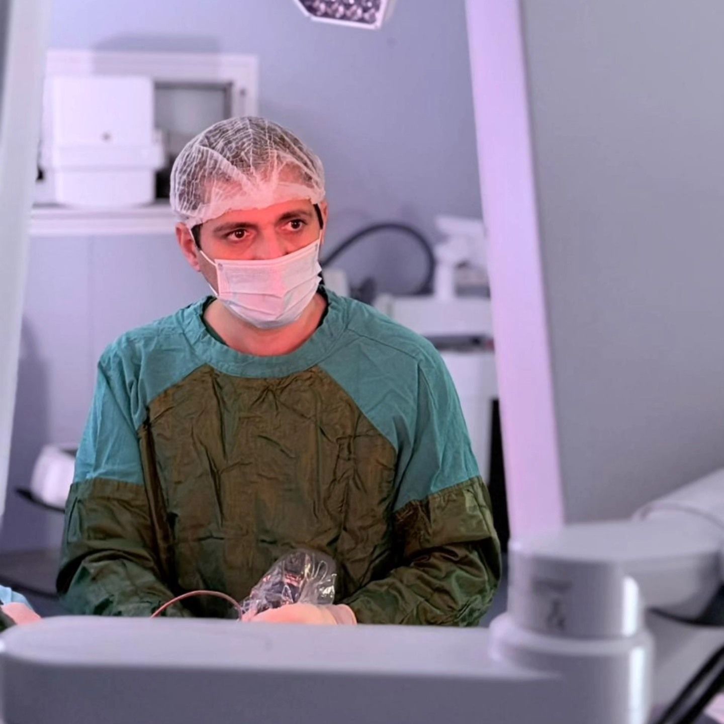 Cərrahi müdaxilə — beyin əməliyyatı